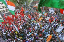 BJP ഭരണം പിടിക്കാതിരിക്കാൻ എൽഡിഎഫും യുഡിഎഫും ഒന്നിച്ചു; അയിരൂർ പഞ്ചായത്തിൽ സ്വതന്ത്രൻ പ്രസിഡന്റായി
