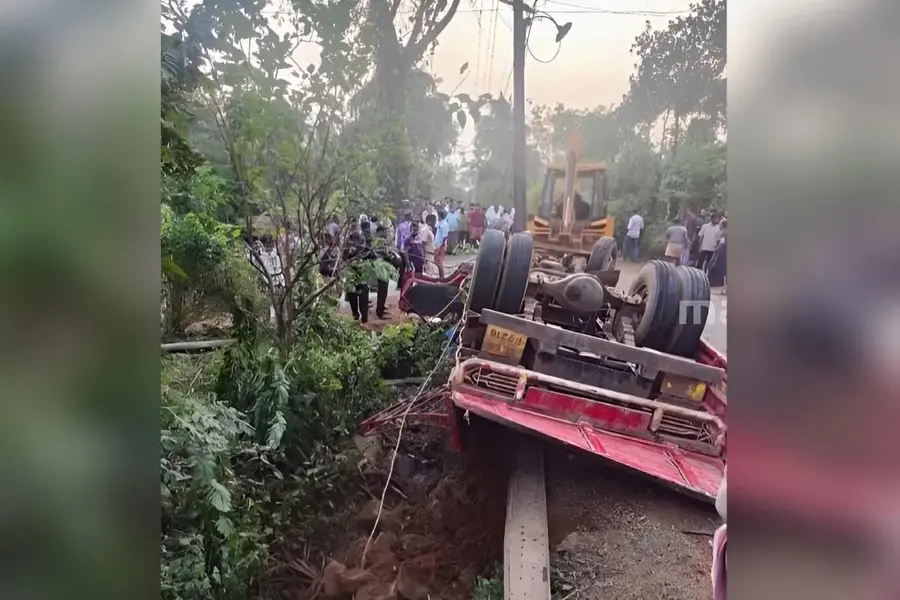 kannur payyavur accident