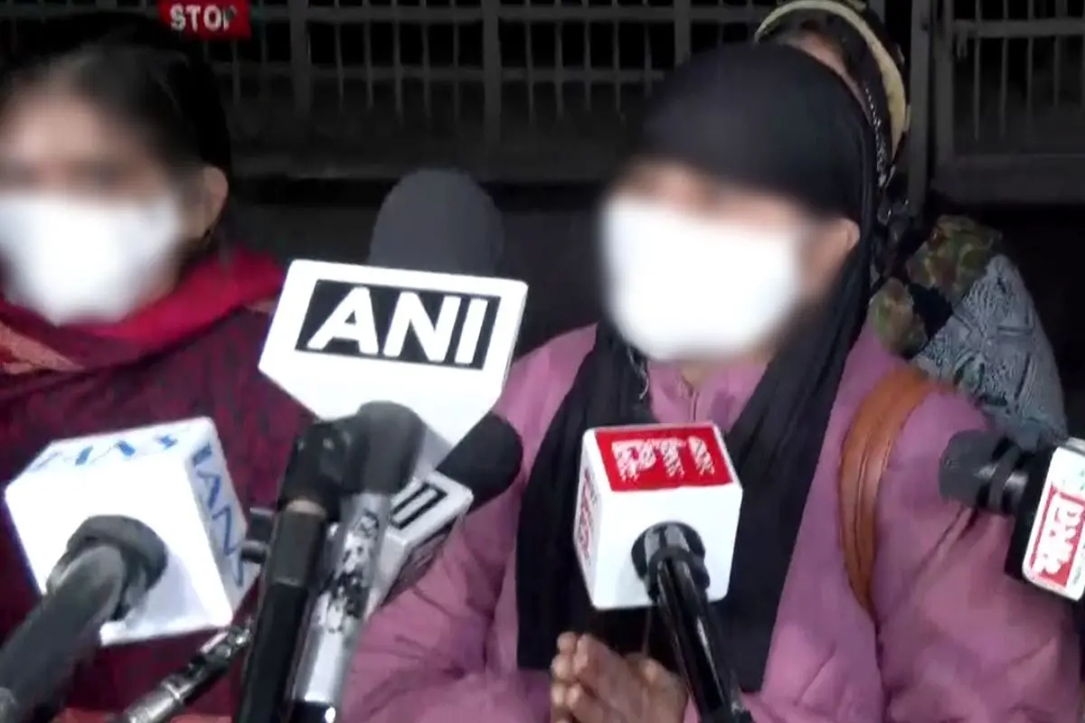 The Unnao Rape Case victim speaks to the media. (ANI Video Grab)