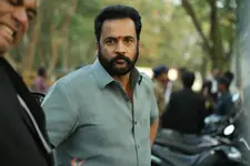 സ്ത്രീകൾ മാന്യമായി വസ്ത്രം ധരിക്കണമെന്ന ഉപദേശം; വനിതാകമ്മീഷന് മുന്നിൽ മാപ്പുപറഞ്ഞ് നടൻ ശിവാജി