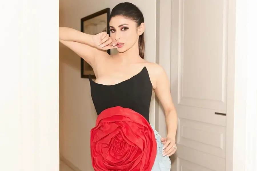 Mouni Roy runs for life after hearing leopard's spine-chilling roar on her trek
