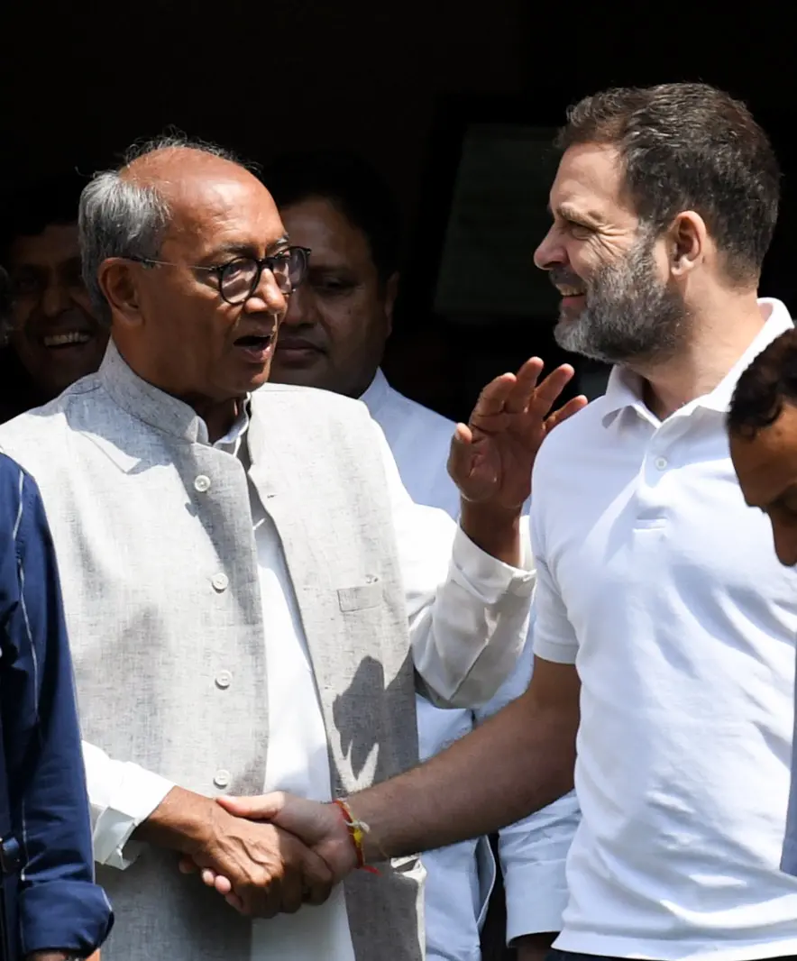 ദിഗ്വിജയ് സിങ്, രാഹുൽ ഗാന്ധി | File Photo: ANI
