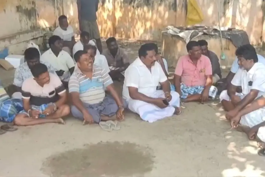 Fishermen in Tamil Nadu protest against repeated arrests by the Sri Lankan Navy