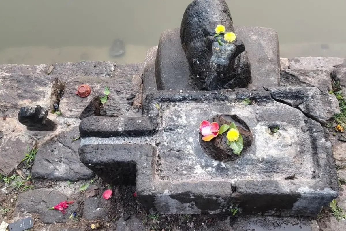 The desecrated Shiva Lingam | Photo: @YSRCParty
 on X
