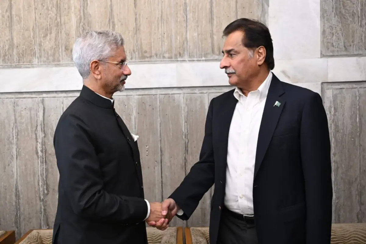 S Jaishankar with Pakistan's National Assembly Speaker Sardar Ayaz Sadiq