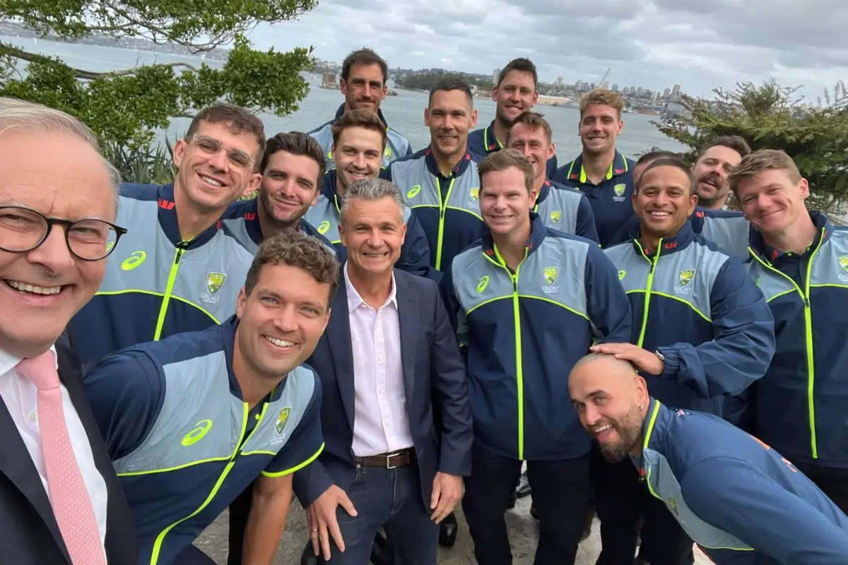 Australian PM with players | Photo shared by Anthony Albanese on X.