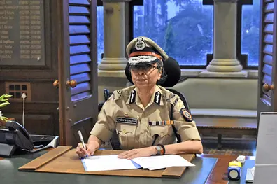 Maharashtra’s 1st woman DGP steps down after 37 years; ‘26/11 hero’ appointed successor