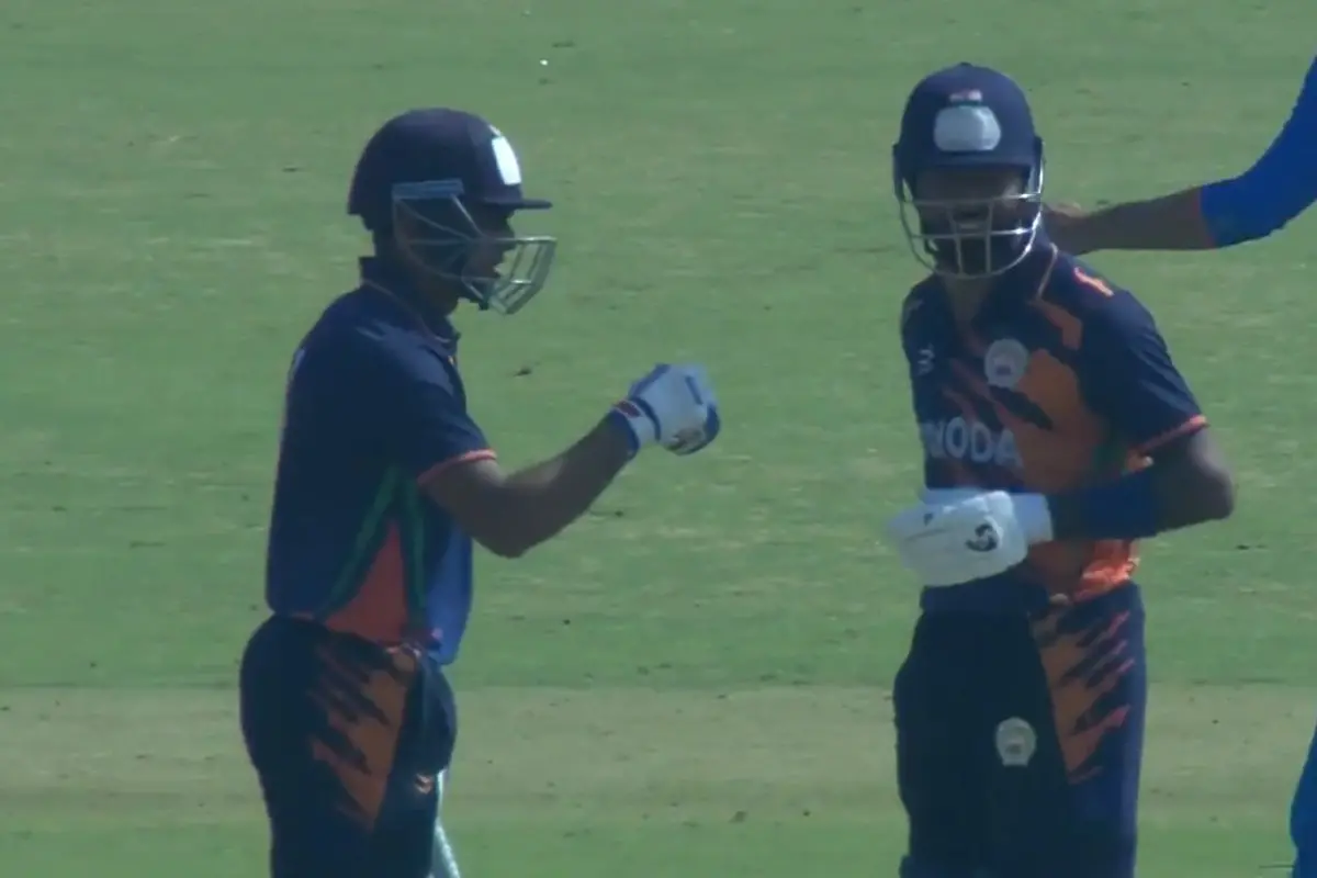 Hardik Pandya smashes five sixes in an over | Photo: Screen grab X/@BCCIdomestic