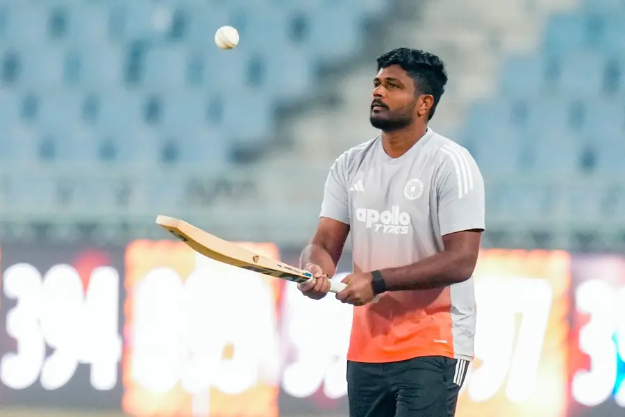 കേരളത്തിന് വീണ്ടും തകർപ്പൻ ജയം; രോഹനും സഞ്ജുവിനും സെഞ്ചുറി, ഝാർഖണ്ഡിനെ 8 വിക്കറ്റിന് തോൽപ്പിച്ചു