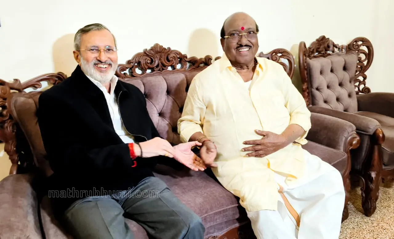 പ്രകാശ് ജാവദേക്കർ വെള്ളാപ്പള്ളിയുടെ വീട്ടിൽ എത്തിയപ്പോൾ