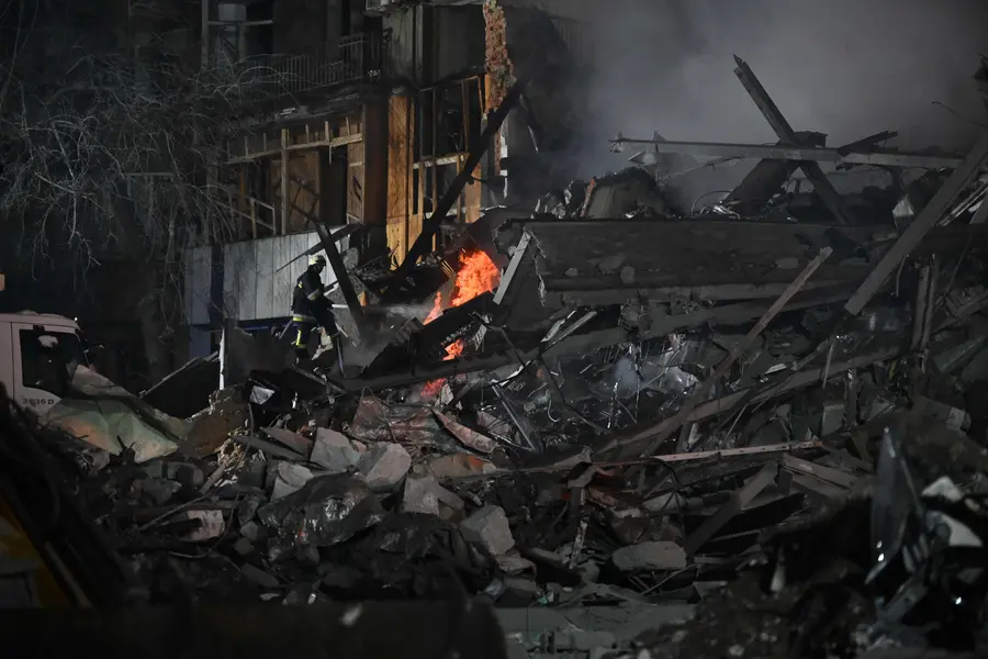 Russian attacks kill two near Kyiv hours before European leaders meet in Paris