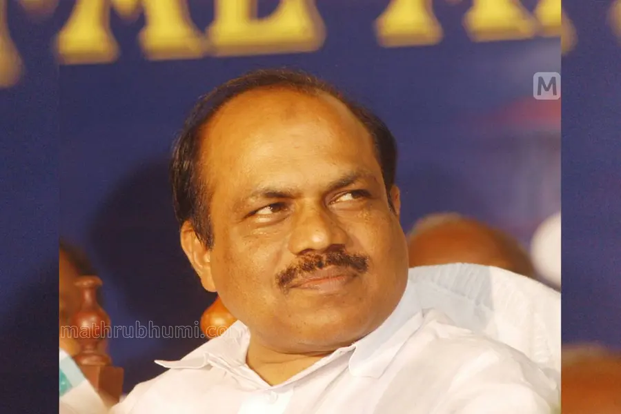 വി.കെ. ഇബ്രാഹിം കുഞ്ഞിന് ആദരാഞ്ജലിയർപ്പിച്ച് രാഷ്ട്രീയ കേരളം