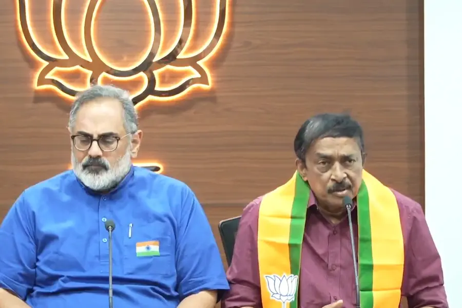 ഇടത് സഹയാത്രികൻ റെജി ലൂക്കോസ് ബിജെപിയിൽ ചേർന്നു; ‘ദ്രവിച്ച ആശയങ്ങൾക്ക് ഇനി പ്രസക്തിയില്ല’