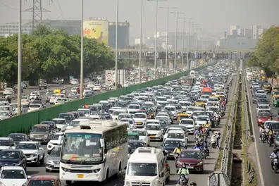 New Rohtak Road blocked till Jan 31: Check alternate routes & peak traffic times