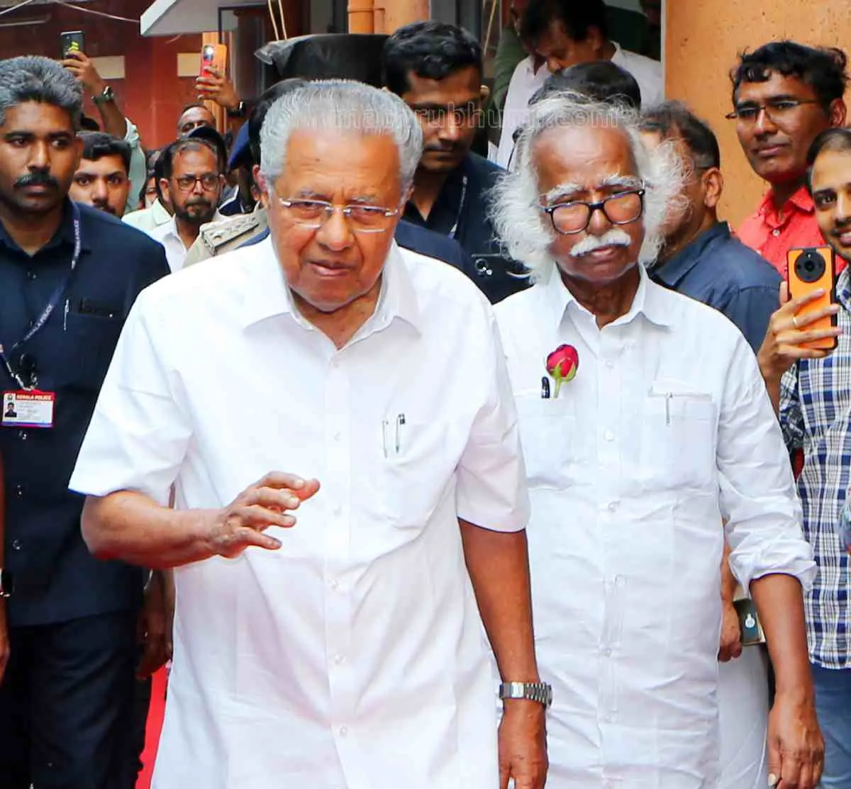 മുഖ്യമന്ത്രി പിണറായി വിജയനൊപ്പം മന്ത്രി രാമചന്ദ്രന് കടന്നപ്പള്ളി |ഫോട്ടോ:മാതൃഭൂമി