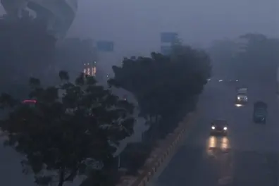 Coldest morning of the season in Delhi: 4.2°C, zero visibility disrupts flights | VIDEO