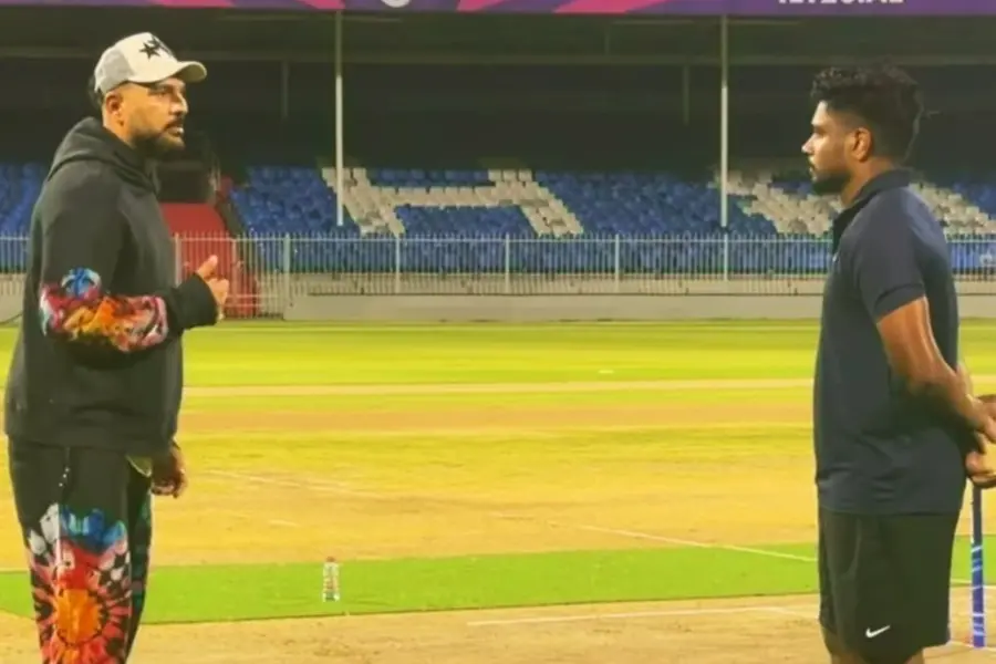 Sanju Samson gets batting tips from Yuvraj Singh; six sixes in an over repeat? | WATCH