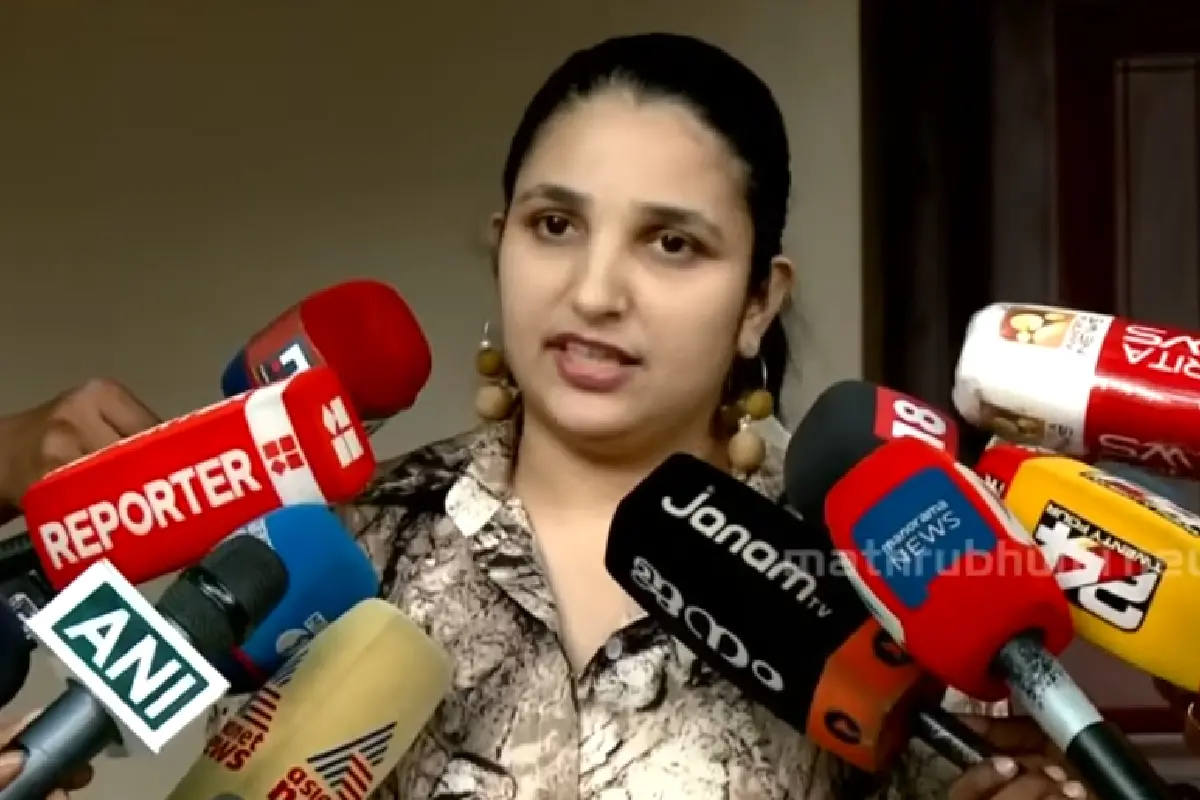 റിനി ആൻ ജോർജ് | Photo: Screengrab/Mathrubhumi News