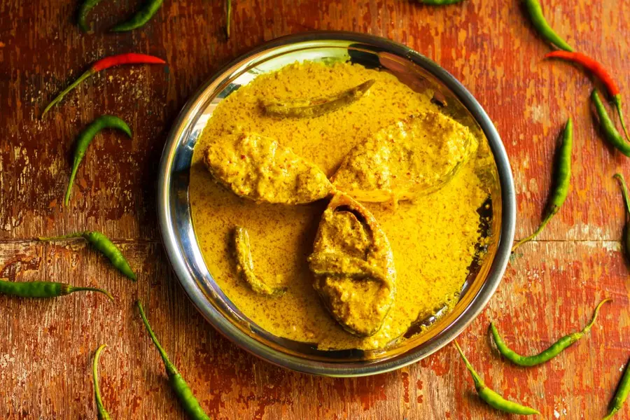 ബംഗാളി സ്റ്റൈൽ മീൻ കറി കഴിച്ചിട്ടുണ്ടോ? തയ്യാറാക്കുന്ന വിധം ഇതാ!