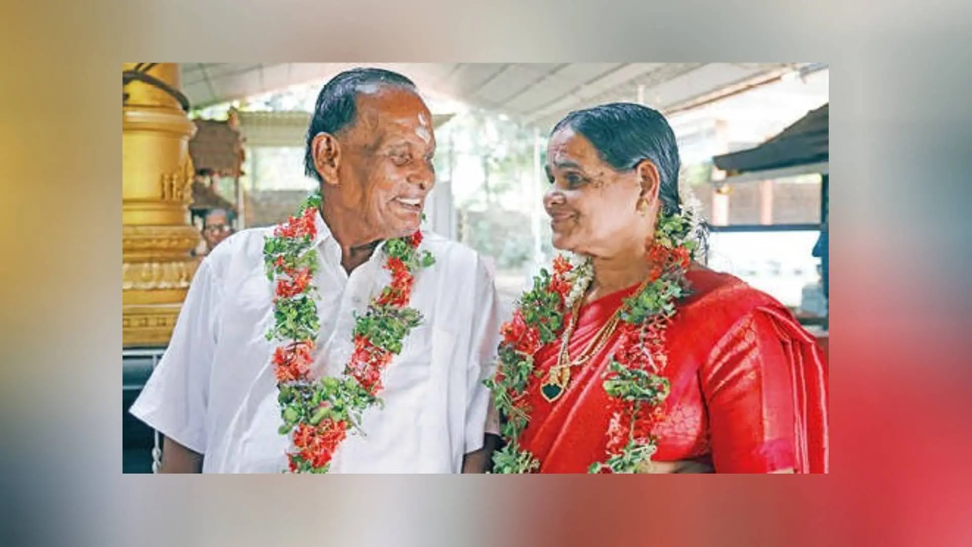 Chandran and Rama got married at the Mahavishnu Temple in Edakkad, Kannur | Photo: Latheesh Poovathur