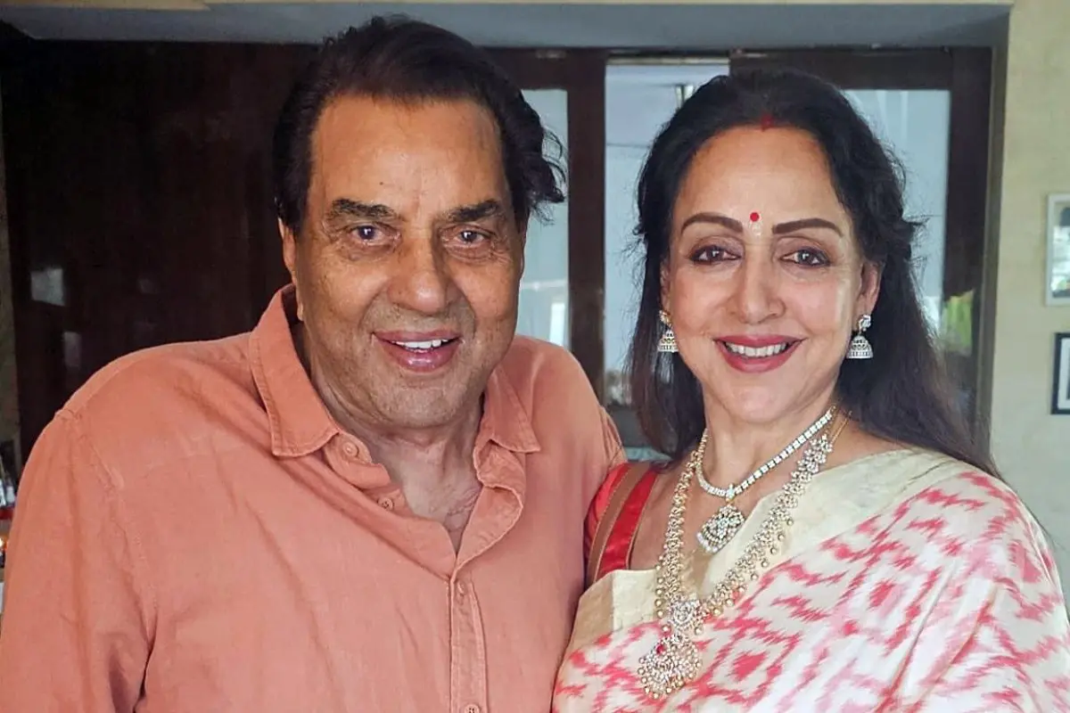 Bollywood veteran actor Dharmendra along with his wife, actress and BJP leader Hema Malini | File photo: ANI