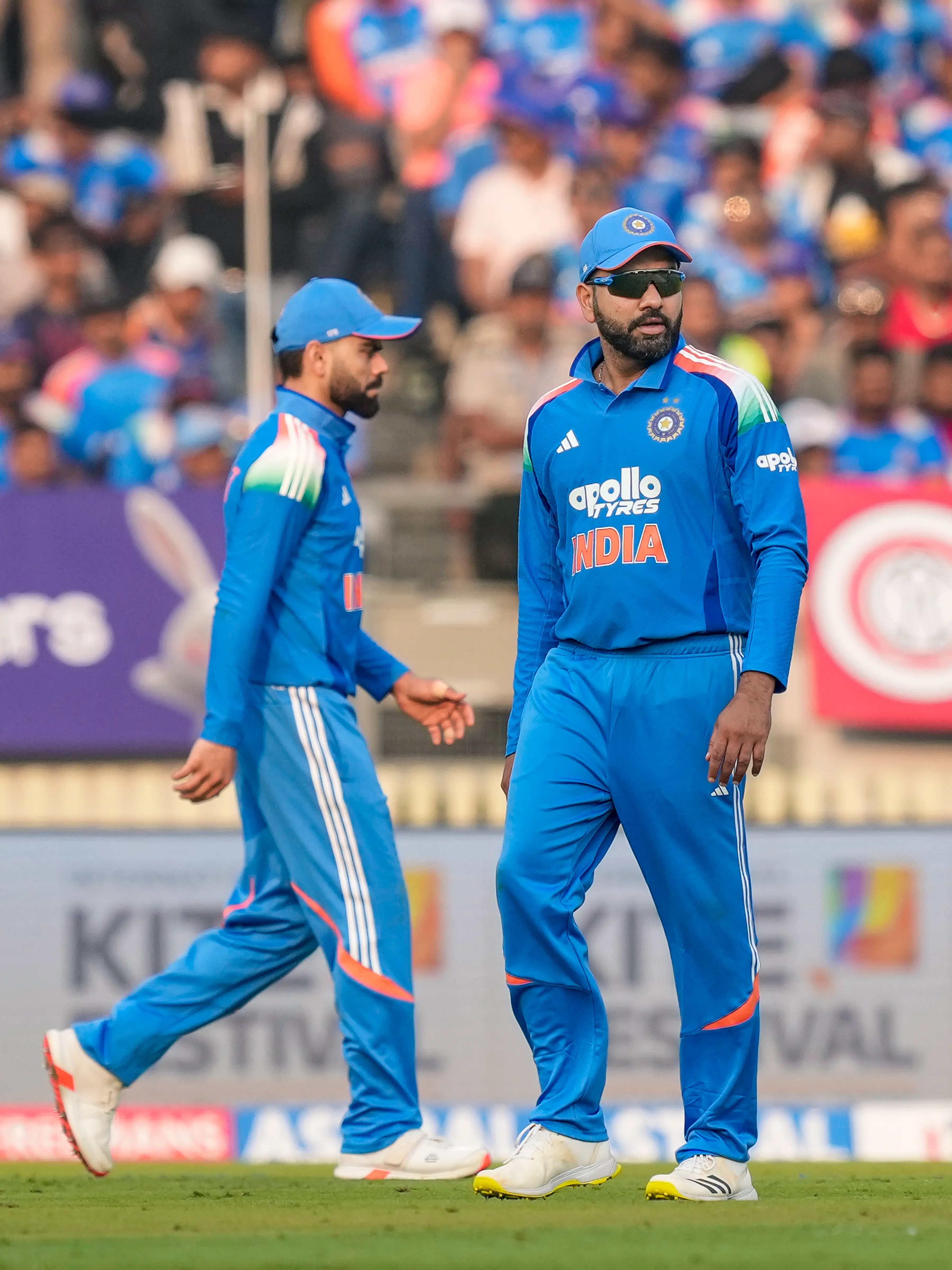 India's Rohit Sharma, right, and Virat Kohli during the first ODI cricket match of a series between India and New Zealand, at Kotambi Stadium, in Vadodara, Gujarat, Sunday, Jan. 11, 2026.| Photo: PTI