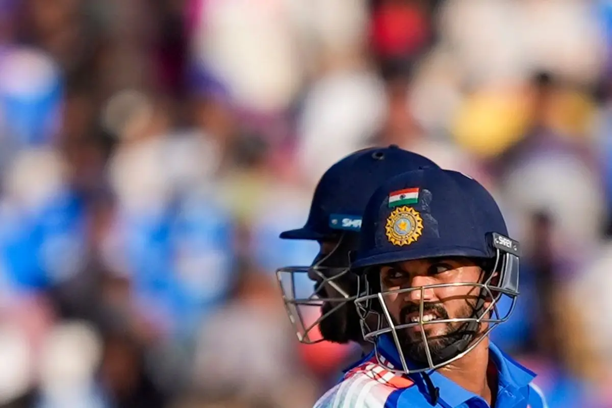 KL Rahul and Nitish Reddy run between the wickets during the second ODI cricket match between India and New Zealand, at Niranjan Shah Stadium, in Rajkot, Gujarat. | Photo: PTI