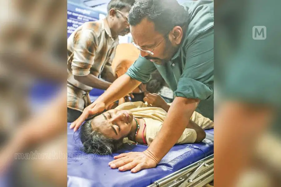 മത്സരങ്ങൾക്കിടെ വിദ്യാർത്ഥികൾ കുഴഞ്ഞുവീഴുന്നു; കലോത്സവ മാന്വൽ പരിഷ്കരിക്കുമെന്ന് ഡി.പി.ഐ.