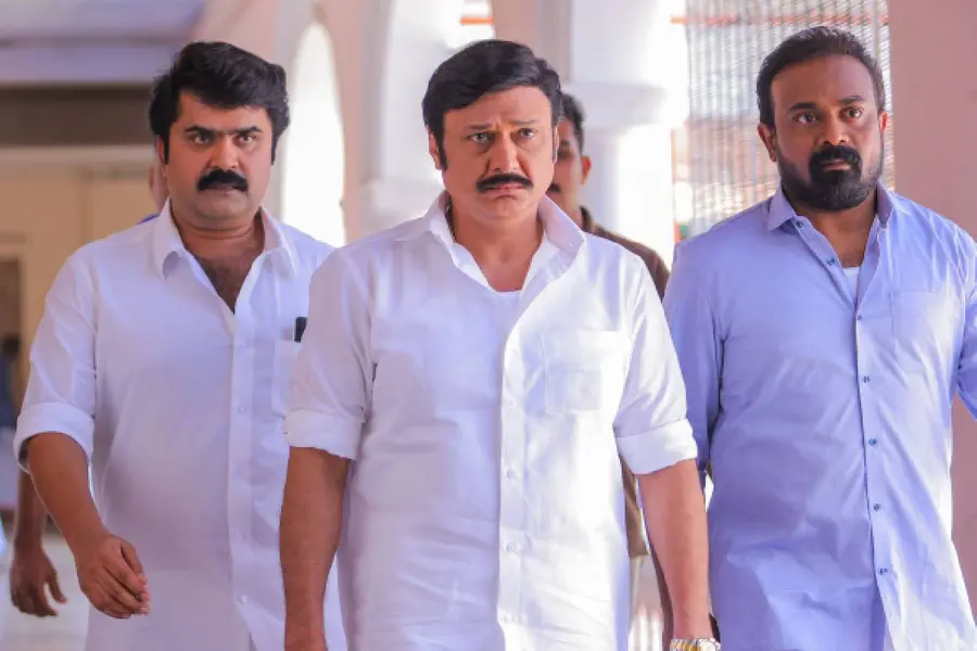 അനൂപ് മേനോൻ, ബൈജു സന്തോഷ്, കലാഭവൻ ഷാജോൺ മുൻനിരയിൽ; തിമിംഗലവേട്ട റിലീസിനൊരുങ്ങുന്നു