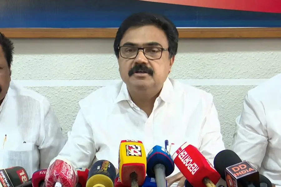 'ഏറ്റവും ചുരുങ്ങിയത് 13 സീറ്റ് വേണം,കൂടുതൽ ചോദിക്കും;പാലക്കാട് കിട്ടിയിരുന്നെങ്കിൽ ജയിച്ചേനെ'