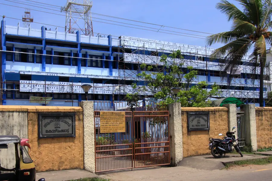 കോഴിക്കോട് ആകാശവാണി പ്രാദേശിക വാർത്താവിഭാഗം നിർത്തലാക്കാൻ വീണ്ടും നീക്കം
