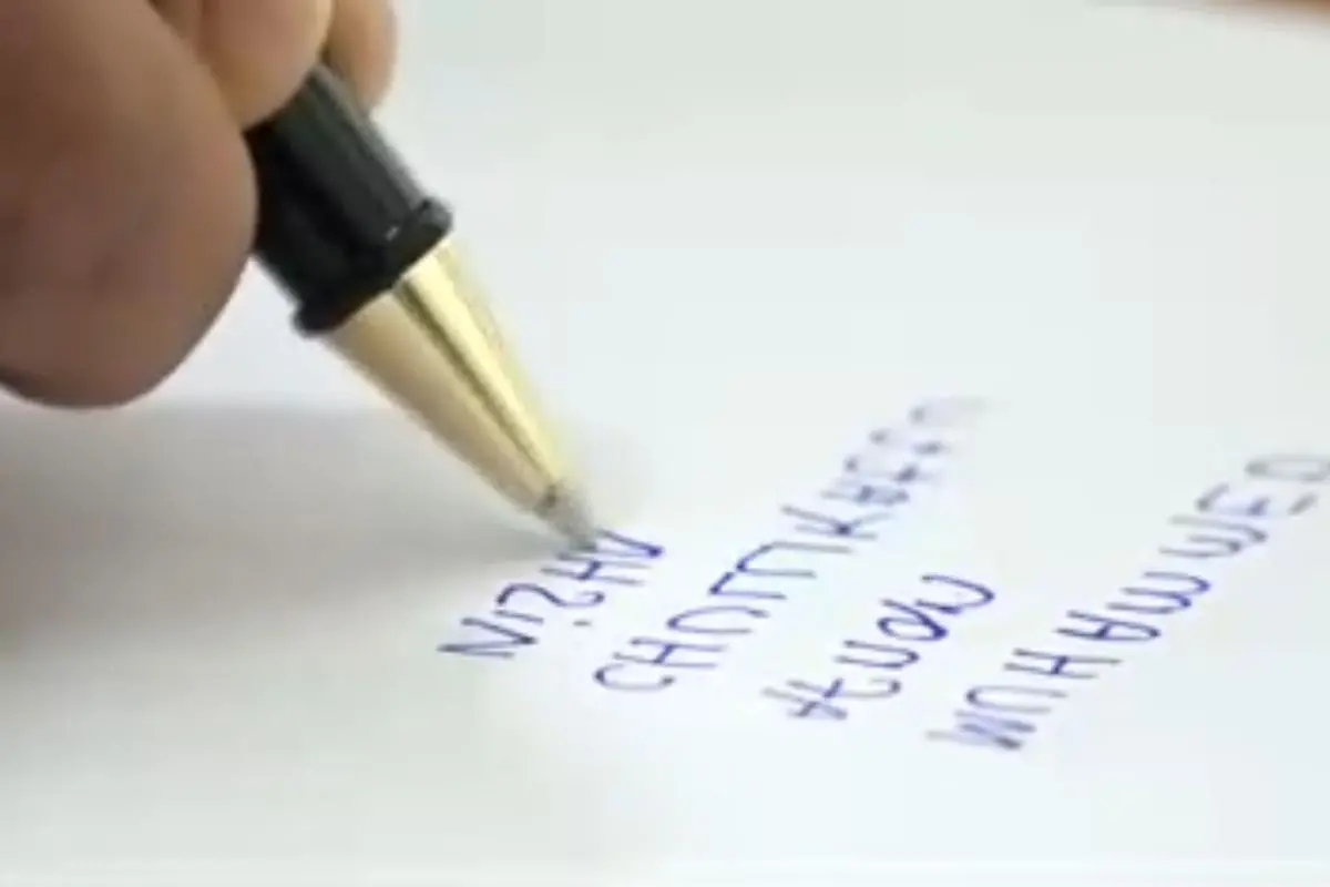 Reverse writing| Photo:PTI