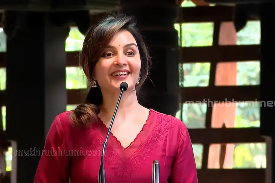 വിവാഹം ജീവിതത്തിന്റെ അവസാന ലക്ഷ്യമല്ല, ആഗ്രഹങ്ങൾ നിറവേറ്റാൻ സാമ്പത്തിക സ്വാതന്ത്ര്യം പ്രധാനം - മഞ്ജു