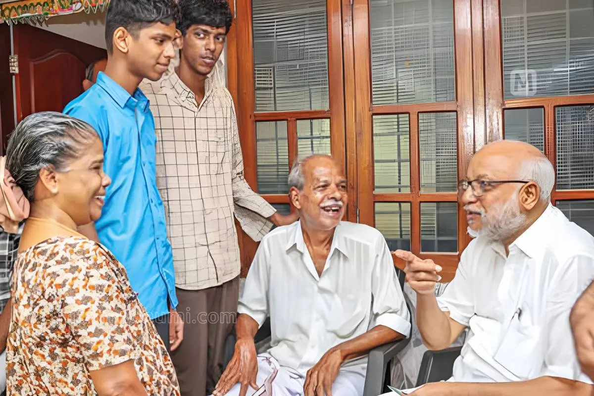 സിപിഎം ഗൃഹസന്ദർശനത്തിന്റെ ഭാഗമായി കൊടുങ്ങല്ലൂർ നഗരസഭയിലെ വയലാർ വാർഡിൽ വലിയപറമ്പിൽ വീട്ടിലെത്തിയ ജനറൽ സെക്രട്ടറി എം.എ. ബേബി ഗൃഹനാഥ തങ്കയോട് സംസാരിക്കുന്നു. തങ്കയുടെ ഭർത്താവ് സുബ്രഹ്മണ്യൻ, പേരക്കുട്ടികൾ അനിൽ, അഖിൽ എന്നിവരെയും കാണാം