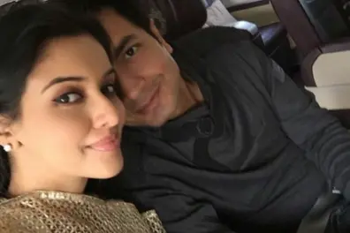 A special anniversary post from Asin’s husband: An unseen photo and a decade of love