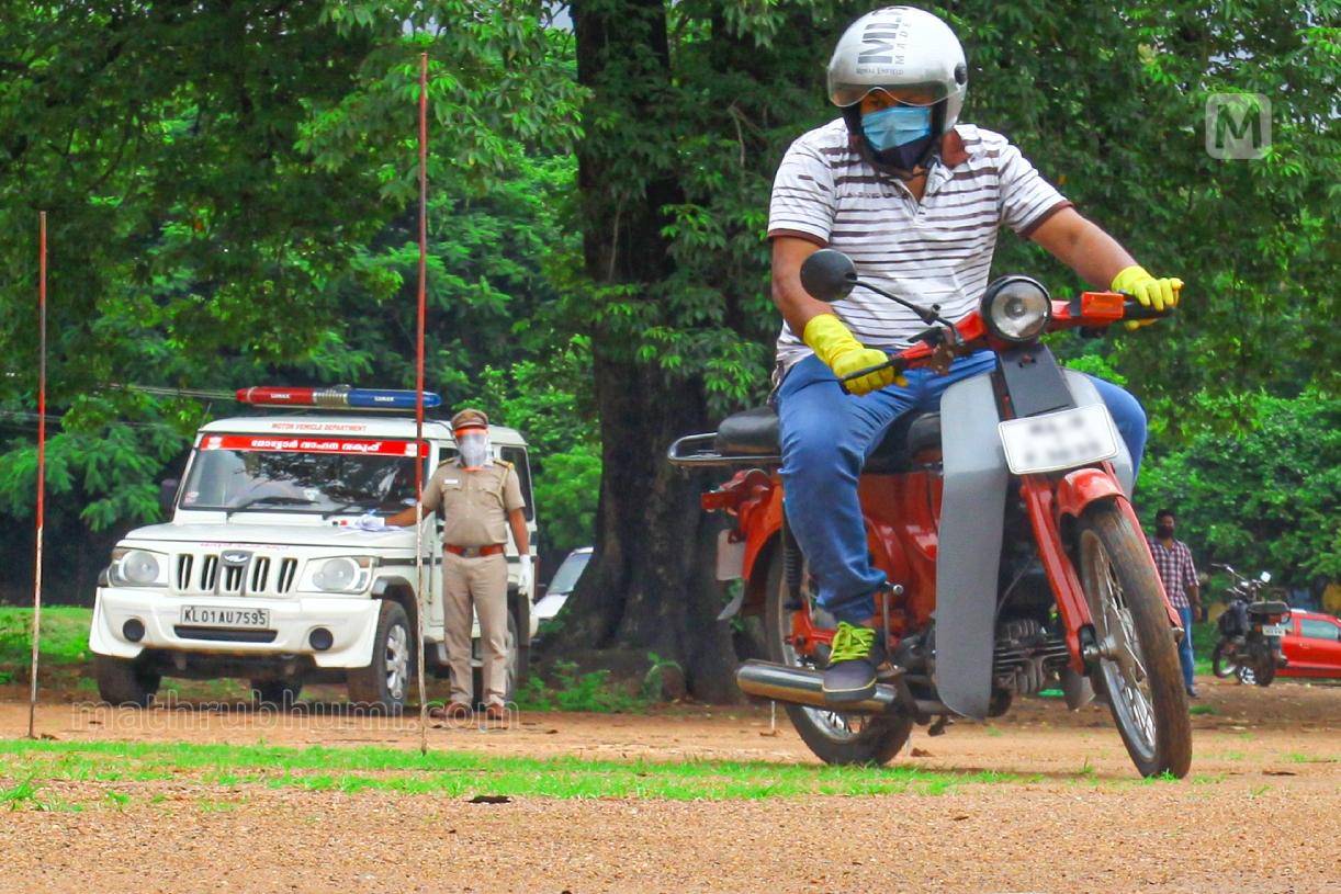 📽️ സിനിമാ കോമഡി വീഡിയോസ് - ShareChat
