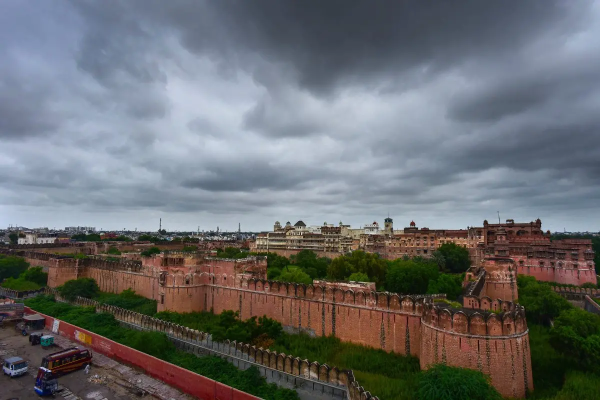 Dark clouds gather over the Bikaner Fort | File photo: PTI