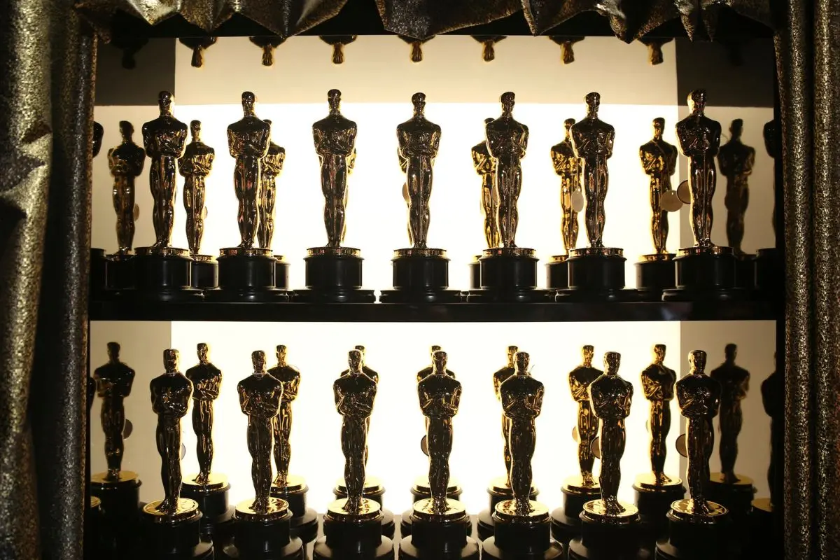 Representational image