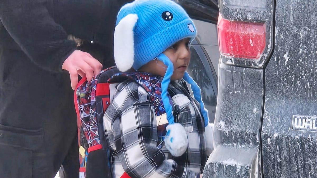 ‘Using child as bait’: Immigration officers detain 5‑year‑old while father arrested in Minneapolis