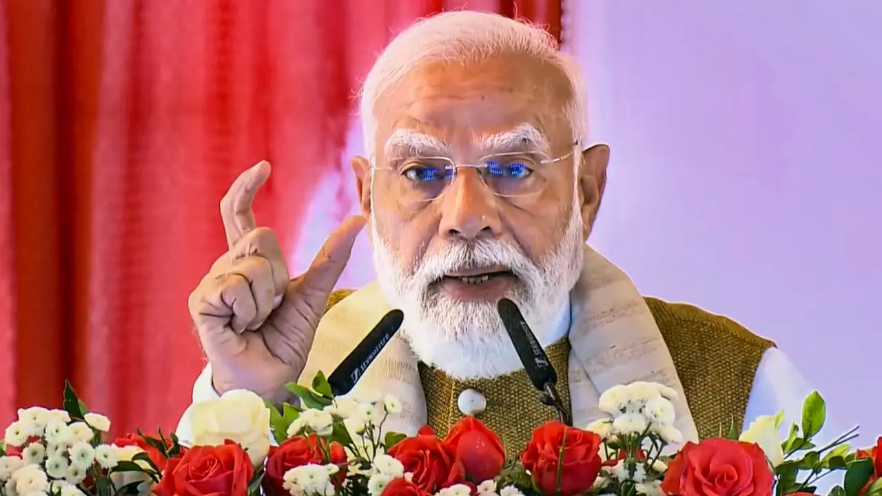 പ്രധാനമന്ത്രി ബിജെപി പൊതുയോഗത്തില് സംസാരിക്കുന്നു | Photo: PMO