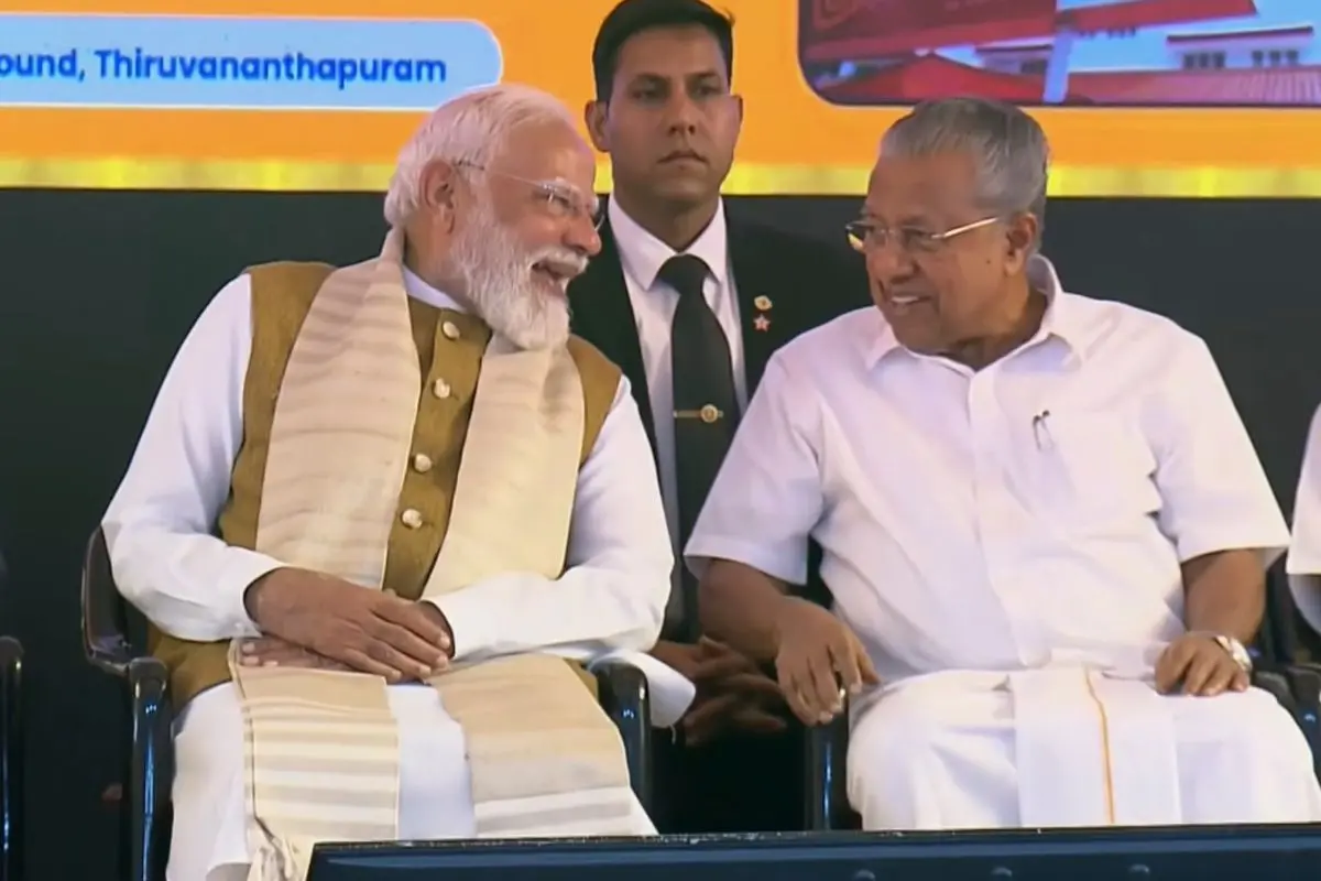 Prime Minister Narendra Modi and Kerala Chief Minister Pinarayi Vijayan during the launch of various developmental projects and flagging off of new train services in Thiruvananthapuram on Friday | Photo: PTI