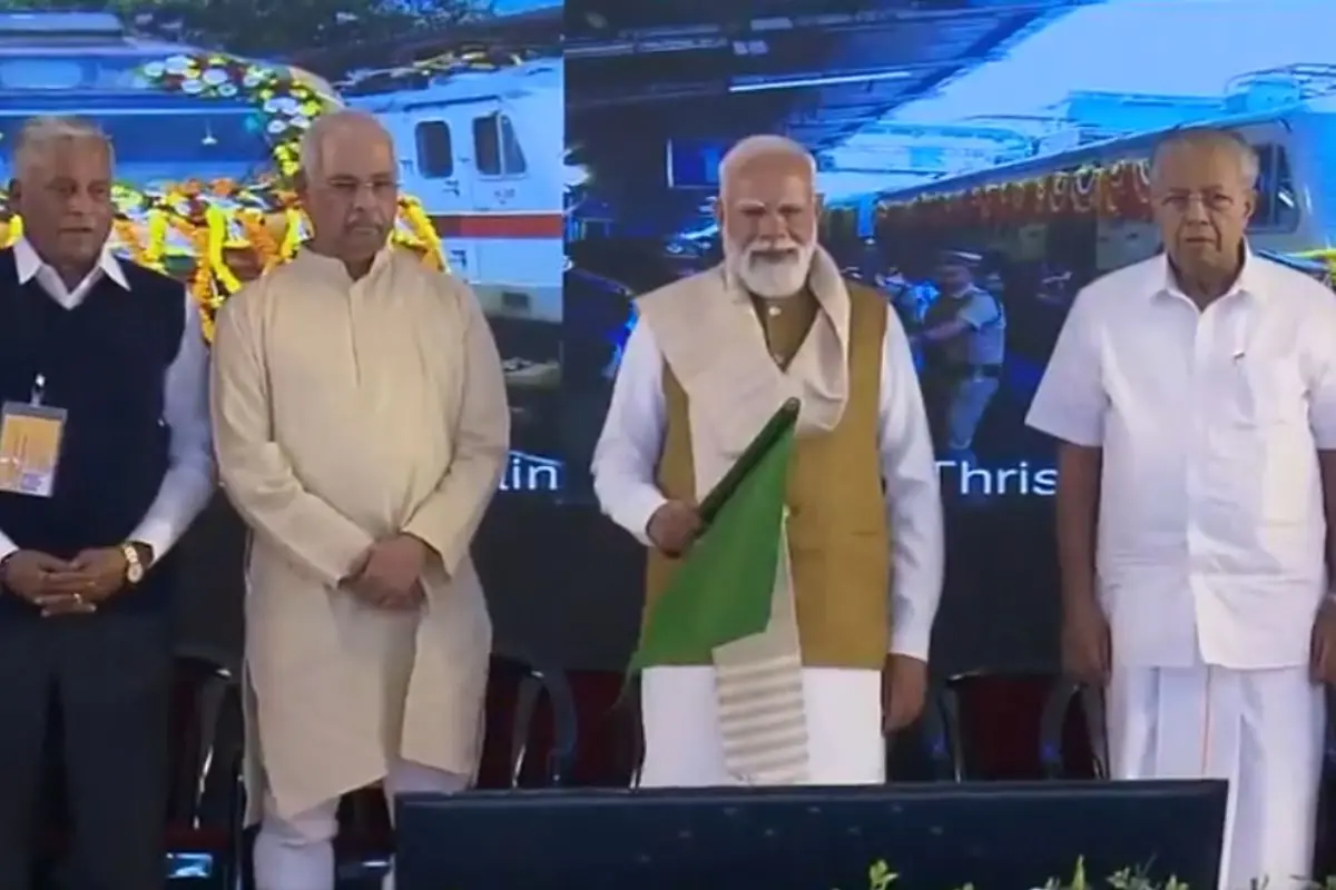 Modi flags off trains | Photo: ANI