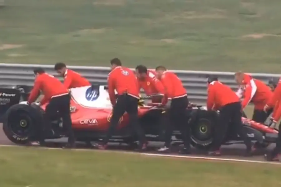 Ferrari SF26 Scare