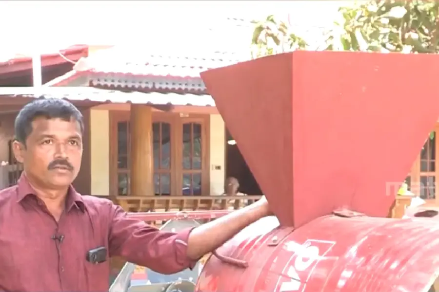 സപ്ലൈകോയോട് കർഷകന്റെ 'മധുരപ്രതികാരം': നെല്ലിലെ പതിര് കളയാൻ യന്ത്രവുമായി ബാലകൃഷ്ണൻ