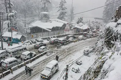 Kullu weather turns icy; Himachal Pradesh hills blanketed in first snowfall of the season