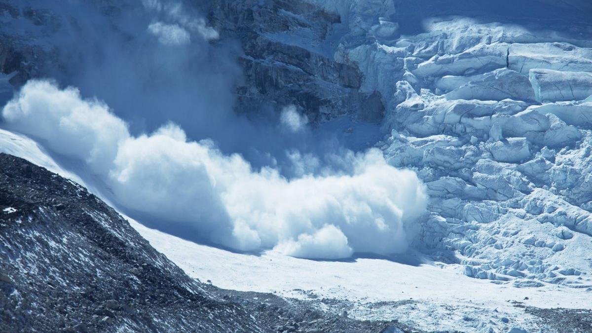 Avalanche claims 9 of family in Pak's Khyber Pakhtunkhwa as heavy snow traps villagers