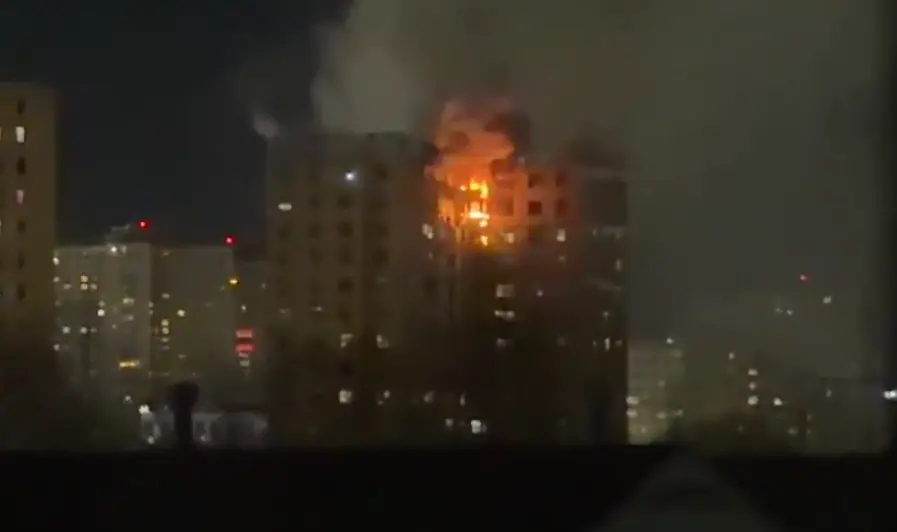 A visual showing the fire at the building