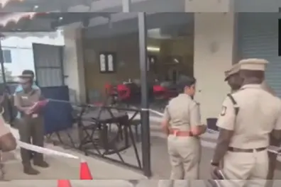 Mysterious individuals hurl country-made bombs at police vehicle near Trichy–Chennai highway