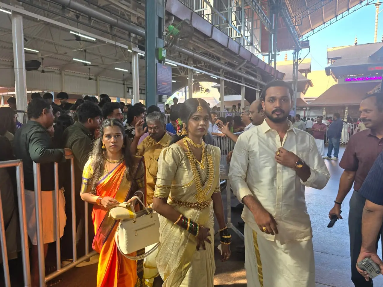 ഗുരുവായൂര് ക്ഷേത്രസന്നിധിയില്നിന്നുള്ള കാഴ്ച