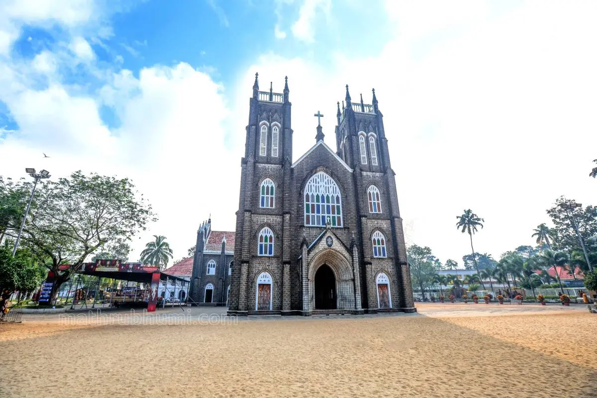 അർത്തുങ്കൽ ബസിലിക്ക | ഫോട്ടോ: സിദ്ദീക്കുൽ അക്ബർ